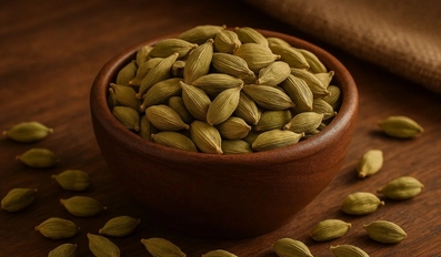 What happens when you chew cardamom daily after meals